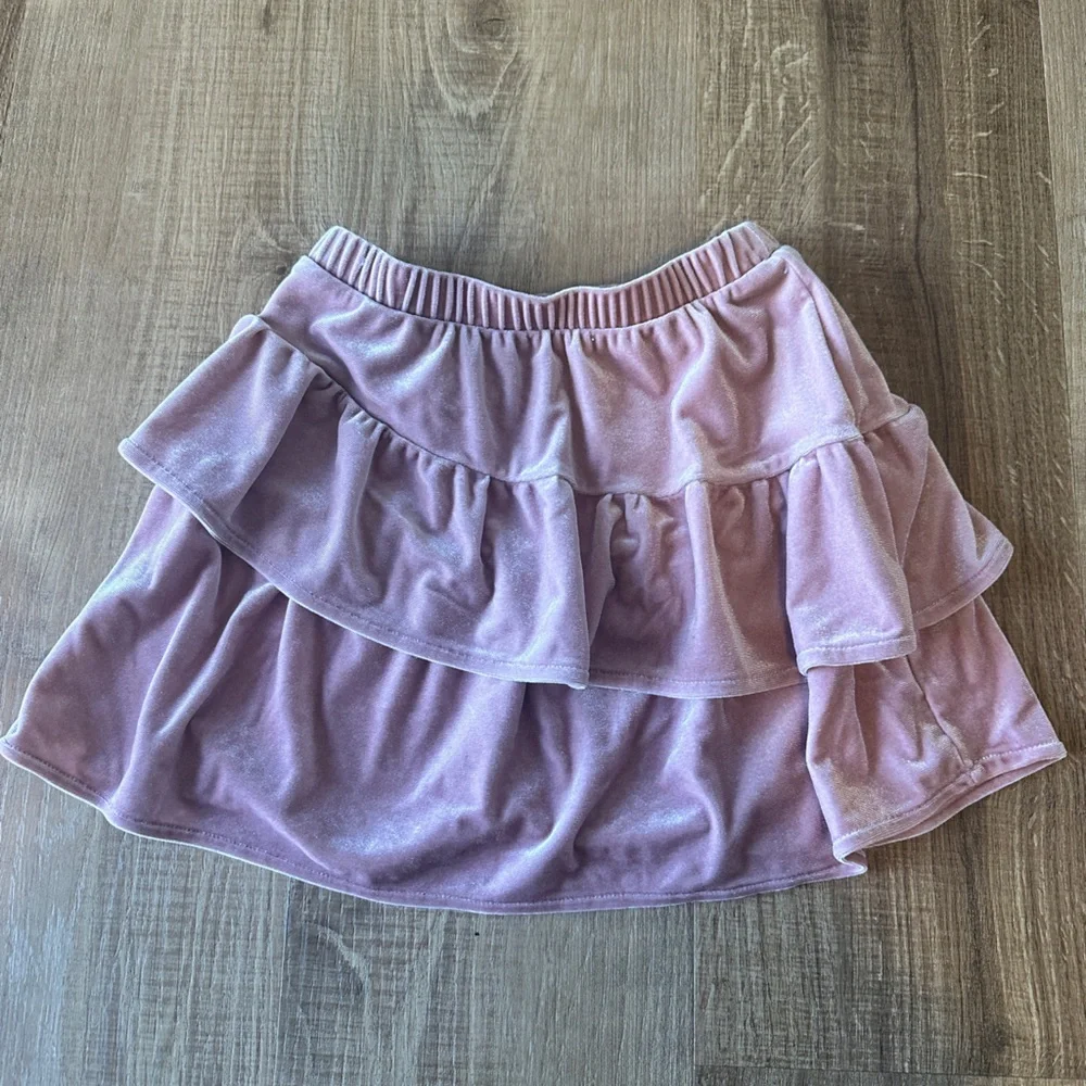 Old Navy Pink Layered “velvet” Skirt size 6-7